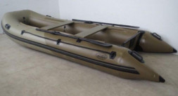 Лодка Badger FL330 без палубы